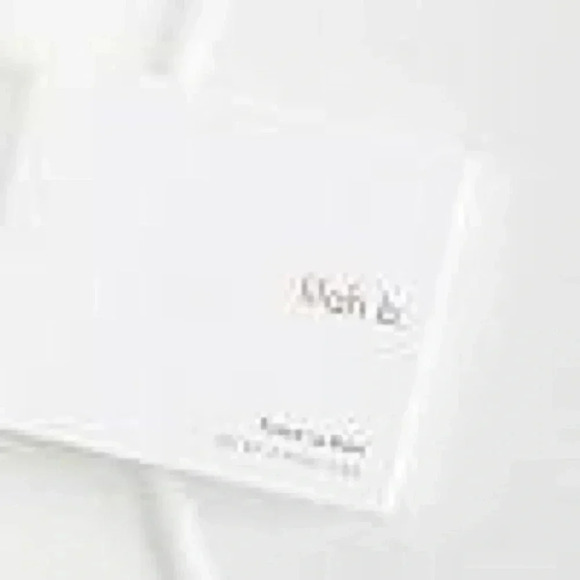 LILAH B. NWT B. KISSED LIP BALM *SOLD OUT* - Picture 3 of 4